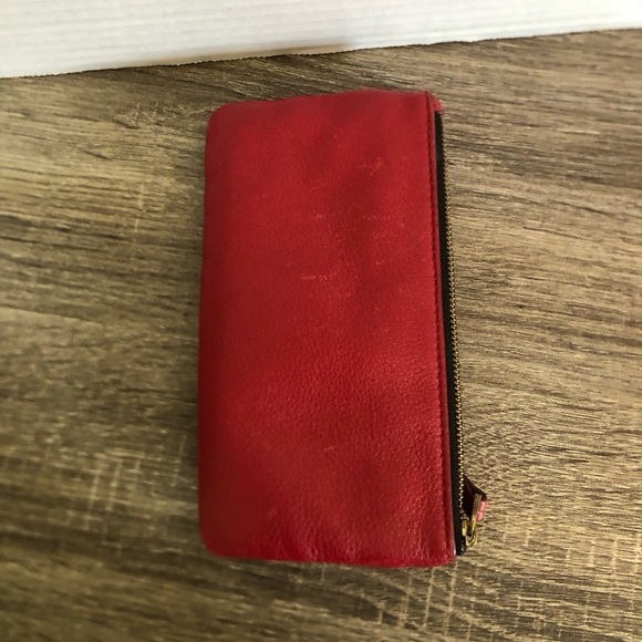 FOSSIL Red Leather Wallet - Picture 5 of 15